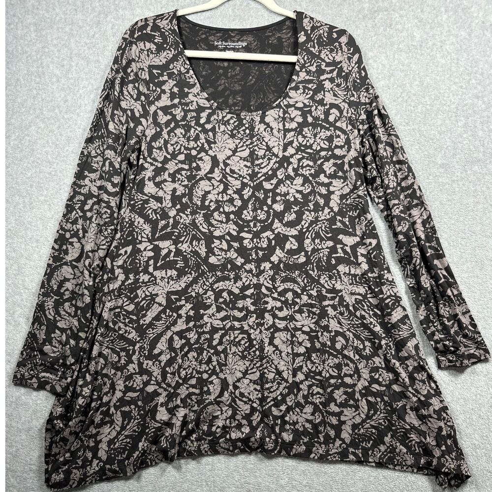 Soft Surroundings Floral Tunic Top Women's Medium Scoop Neck Asymmetrical Hem
